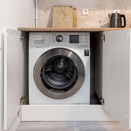 Stylish Apartment Swietojanska By Noclegi Renters ワルシャワ エクステリア 写真