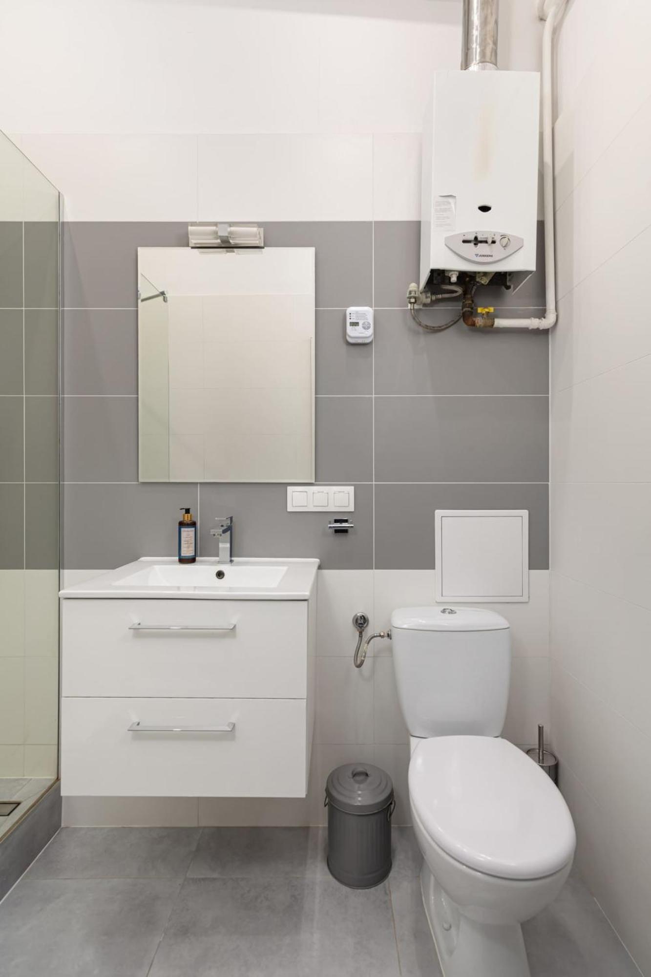 Stylish Apartment Swietojanska By Noclegi Renters ワルシャワ エクステリア 写真